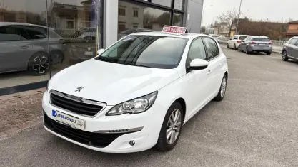 Usata Peugeot 308 Active 110 CV (80 kW) 2017 Bianco Berlina