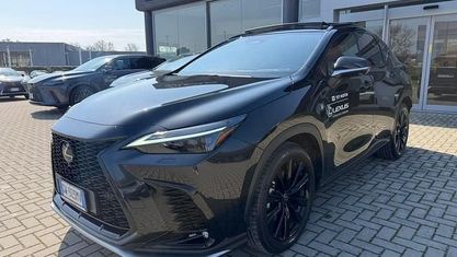 Usata Lexus NX450h+ Sport Line 309 CV (227 kW) 2024 Grigio SUV