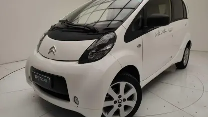 Usata Citroën C-zero Seduction 49 kW (67 CV) 2019 Bianco Utilitaria