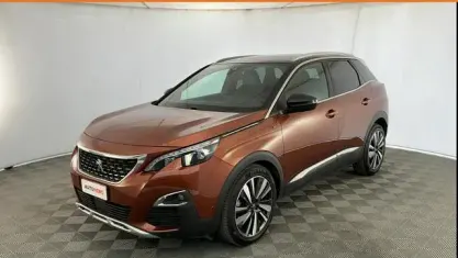 Usata Peugeot 3008 GT-line 180 CV (132 kW) 2019 Oro SUV