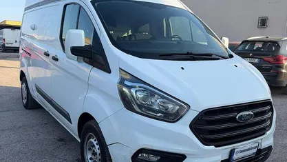 Begagnad Ford Transit Custom 131 HK (96 kW) 2021 Vit Van