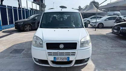 Usata Fiat Doblò Active 103 CV (75 kW) 2009 Monovolume