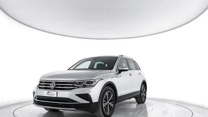 Usata VW Tiguan Elegance 150 CV (110 kW) 2024 Grigio SUV