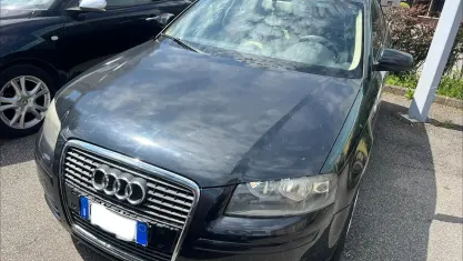 Usata Audi A3 Attraction 102 CV (75 kW) 2005 Nero Utilitaria