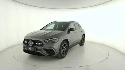 Nuova Mercedes GLA200 Advanced Plus 150 CV (110 kW) 2026 Mountain grau metallic SUV