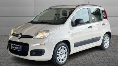 Usata Fiat Panda Lounge 69 CV (50 kW) 2013 Beige Utilitaria