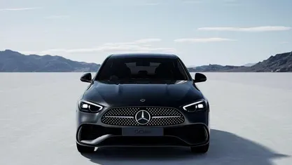 Argento hightech Nuova 2025 Mercedes C220 Tre volumi | 51.400 € (Ottimo prezzo)