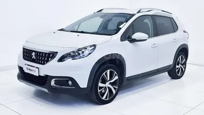 Usata Peugeot 2008 Allure 110 CV (80 kW) 2018 Bianco SUV