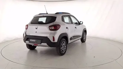 Usata Dacia Spring Comfort 33 kW (45 CV) 2022 Argento Utilitaria