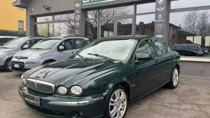 Usata Jaguar X-type Executive 196 CV (144 kW) 2002 Verde Berlina