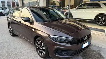 Marrone metallizzato Usata 2021 Fiat Tipo City Life Station wagon | 9900 € (Ottimo prezzo)