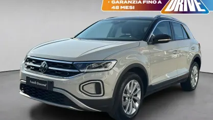 Usata VW T-Roc Style 110 CV (80 kW) 2023 Grigio SUV