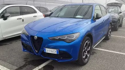 Usado Alfa Romeo Stelvio 2024 Azul SUV
