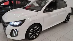 Usata 2024 Peugeot 208 Allure+ Due volumi | 15.400 € (Buon prezzo)