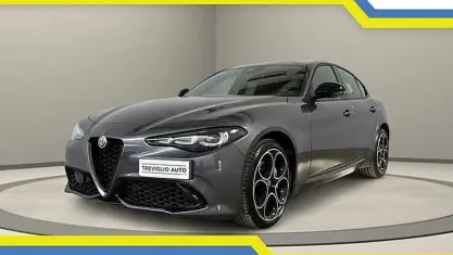 Usata Alfa Romeo Giulia Sprint 280 CV (205 kW) 2024 Grigio scuro Berlina