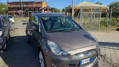 Usata Hyundai ix20 Style 116 CV (85 kW) 2012 Marrone Utilitaria