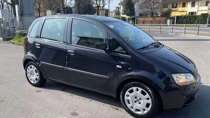 Usata Fiat Idea Active 95 CV (69 kW) 2005 Monovolume