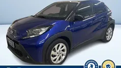 Blu metallizzato Usata 2022 Toyota Aygo Trend Due volumi | 16.500 € (Buon prezzo)