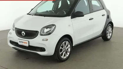 Usata Smart ForFour 71 CV (52 kW) 2015 Bianco Utilitaria