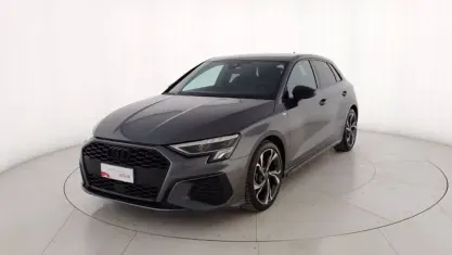 Usata Audi A3 S-Line 150 CV (110 kW) 2022 Grigio Berlina