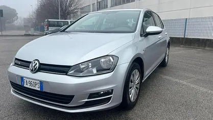 Usata VW Golf VII 110 CV (80 kW) 2015 Berlina