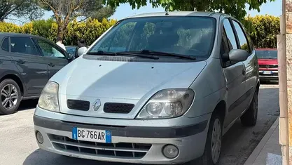 Usata Renault Scénic 98 CV (72 kW) 1999 Monovolume