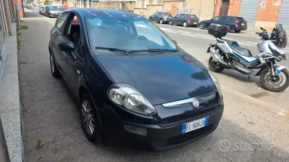 Usata Fiat Punto Evo Active 69 CV (50 kW) 2011 Nero Utilitaria