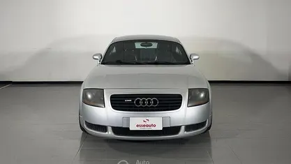 Usata 2002 Audi TT Comfort Coupé | 8900 € (Buon prezzo)