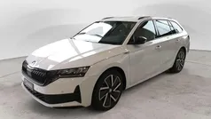 Bianco Nuova 2025 Skoda Octavia SportLine Station wagon | 35.900 € (Ottimo prezzo)