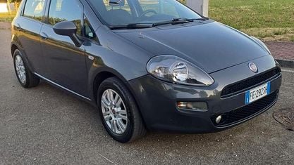 Usata Fiat Punto Lounge 95 CV (69 kW) 2016 Other Utilitaria