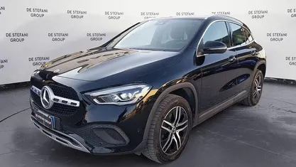 Begagnad Mercedes GLA180 116 HK (85 kW) 2023 Svart SUV