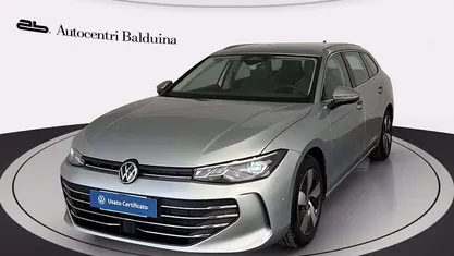 Grigio dolomite metalizzato Usata 2024 VW Passat Business Station wagon | 34.900 € (Molto cara)