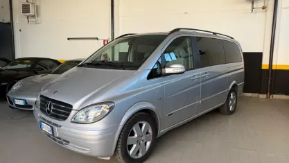 Usata Mercedes Viano 204 CV (150 kW) 2010 Grigio Monovolume