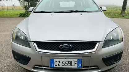 Usata Ford Focus S 116 CV (85 kW) 2007 Grigio Station wagon
