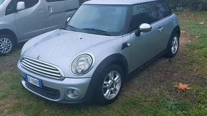 Argento Usata 2010 Mini One Clubman Station wagon | 4690 €