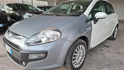 Usata Fiat Punto 69 CV (50 kW) 2013 Utilitaria
