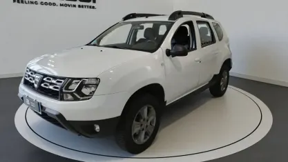 Usata Dacia Duster Lauréate 114 CV (83 kW) 2017 Bianco SUV