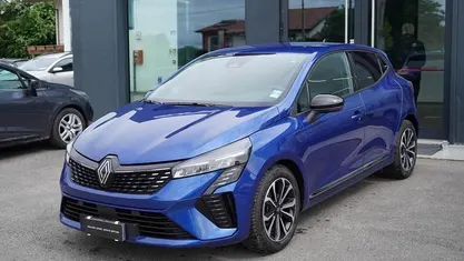 Usata Renault Clio V Techno 90 CV (66 kW) 2024 Berlina