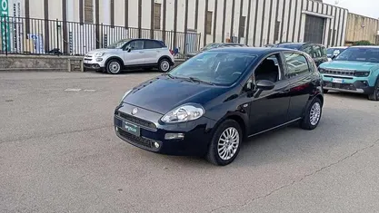 Blu/azzurro(met.) Usata 2018 Fiat Punto Street Due volumi | 9900 € (Cara)
