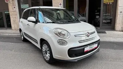Usata Fiat 500L Living 105 CV (77 kW) 2013 Bianco Monovolume