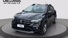 Rosso Usata 2022 Dacia Sandero Comfort Due volumi | 13.992 € (Buon prezzo)