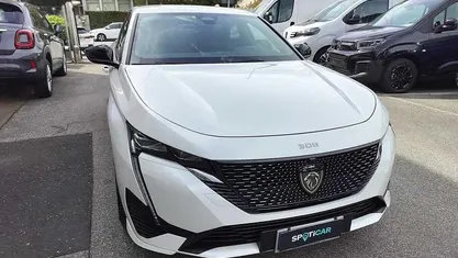 Usata Peugeot 308 GT 179 CV (131 kW) 2023 Bianco Berlina