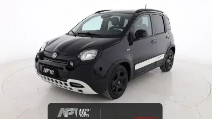 Usata Fiat Panda Cross Cross 70 CV (51 kW) 2024 Nero Utilitaria