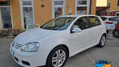 Usata VW Golf VI United 102 CV (75 kW) 2008 Bianco Utilitaria