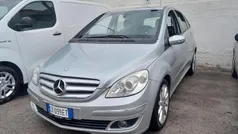 Argento Usata 2006 Mercedes B180 Monovolume | 2900 € (Buon prezzo)