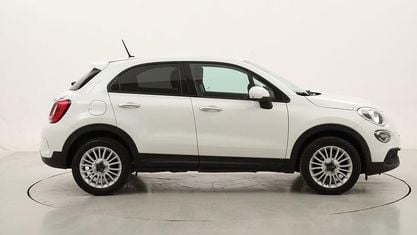 Begagnad Fiat 500X Connect 120 HK (88 kW) 2021 SUV