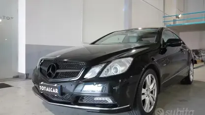 Usata Mercedes E350 231 CV (169 kW) 2009 Nero Coupé