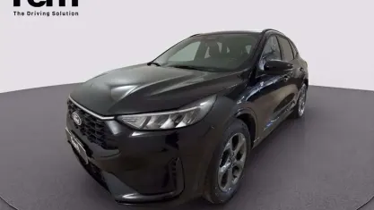 Usata Ford Kuga ST-Line 180 CV (132 kW) 2024 Agate black SUV