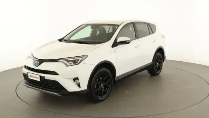 Usata Toyota RAV4 Hybrid Style 197 CV (144 kW) 2017 Bianco SUV