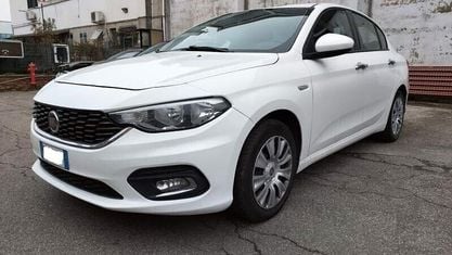 Usata Fiat Tipo Lounge 120 CV (88 kW) 2016 Bianco Berlina